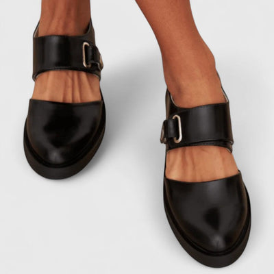 Lyssavelle - Chic Retro Elegance