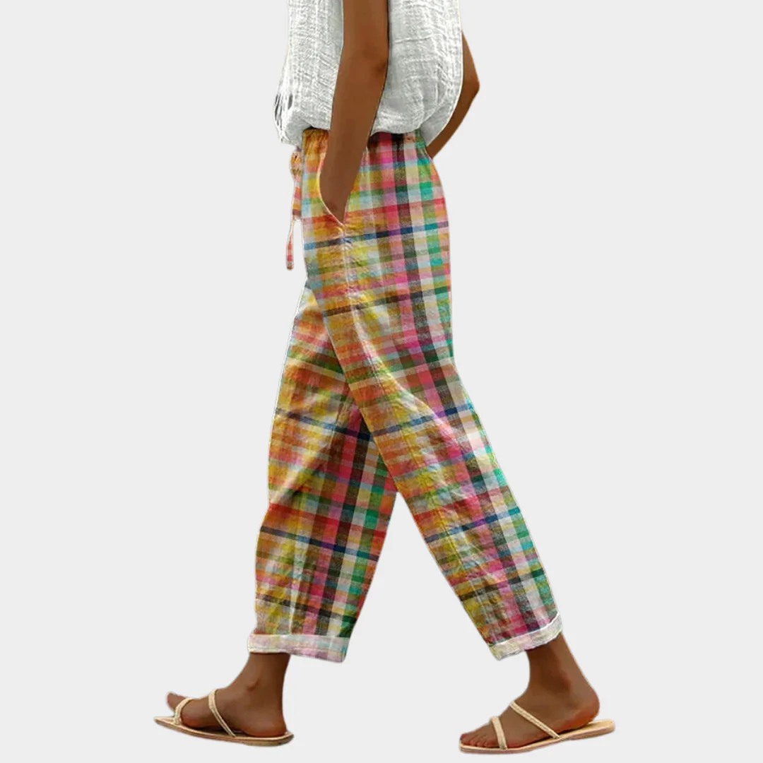 Michelle - Chic Checkered Trousers