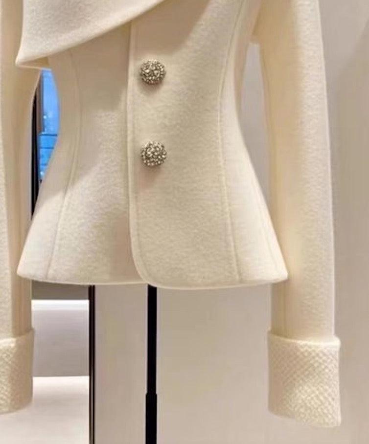 Lola - Effortless Elegance Blazer