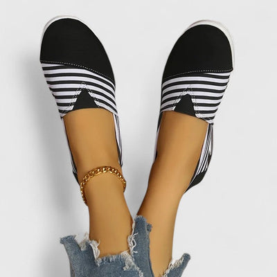 Julia - Comfortable Everyday Sneakers