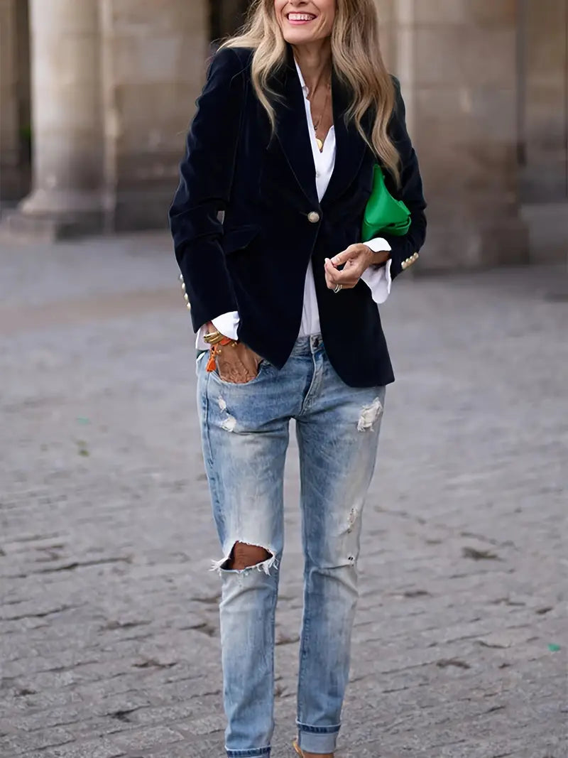 Savannah - Timeless Velvet Blazer