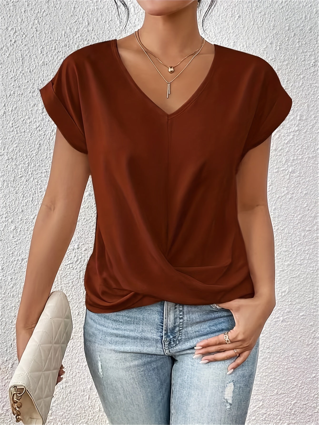 Zoe - Flattering Sweetheart Tee