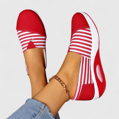 Julia - Comfortable Everyday Sneakers