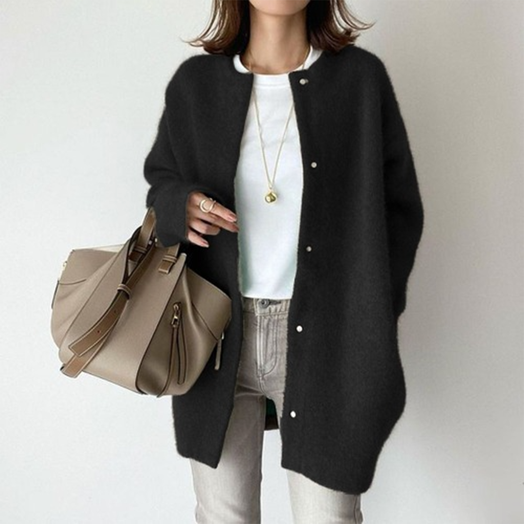 Raveena - Cozy Elegant Cardigan