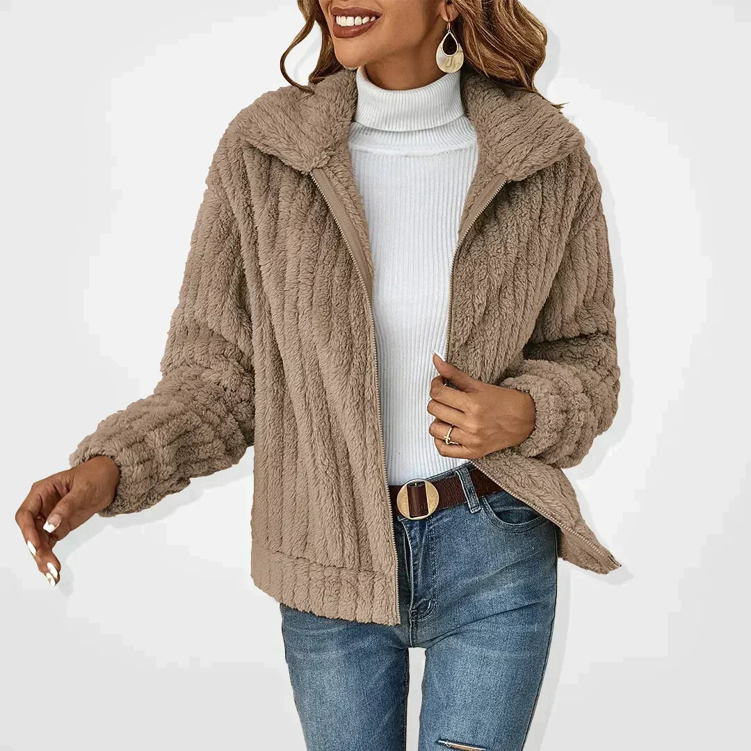 Iris - Cozy Elegant Jacket