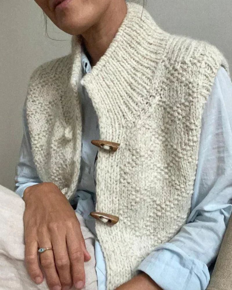 Aisling - Chic Layered Knit Vest