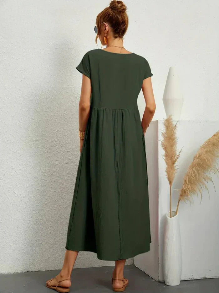Evelyn - Timeless Elegance Dress