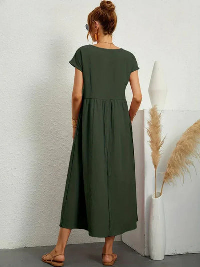 Evelyn - Timeless Elegance Dress