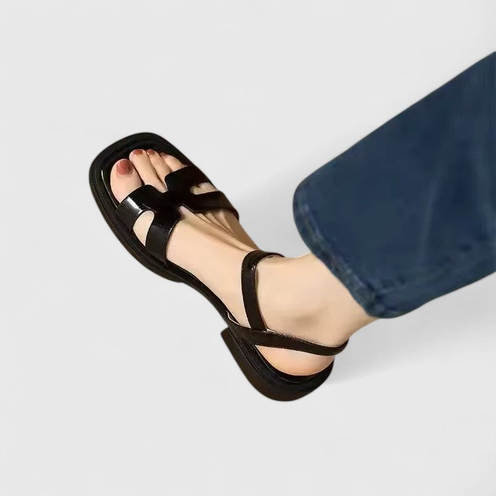 Deliane - Timeless Leather Sandals