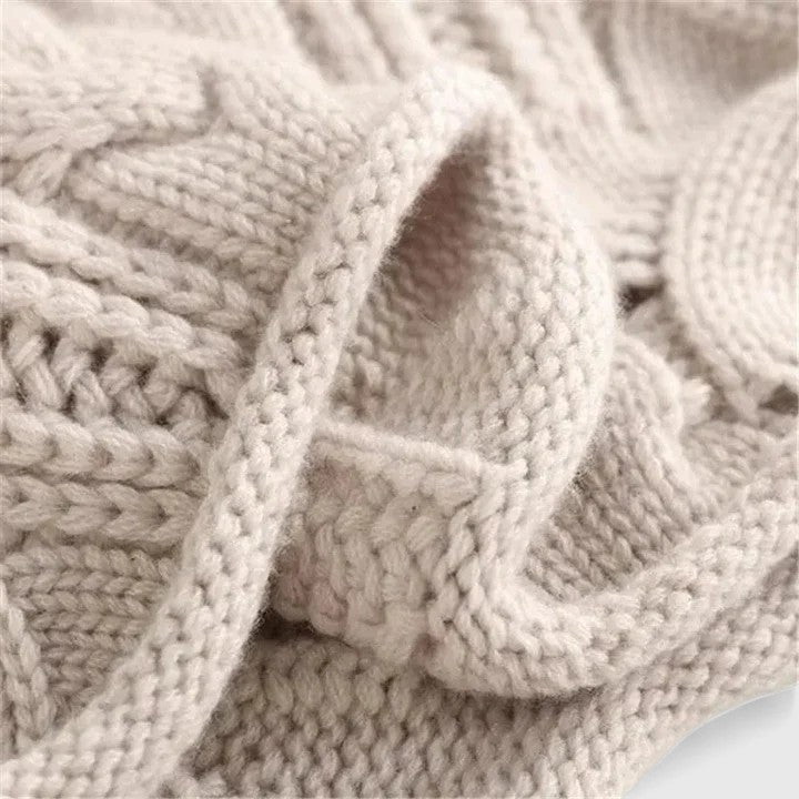 Rielle - Cozy Cable Knit Sweater