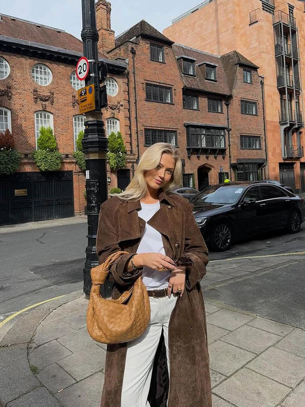 Veronika - Timeless Elegant Trenchcoat