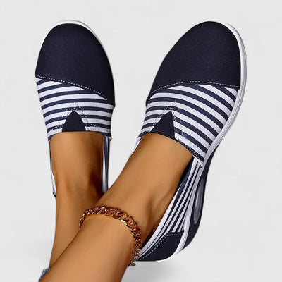 Julia - Comfortable Everyday Sneakers