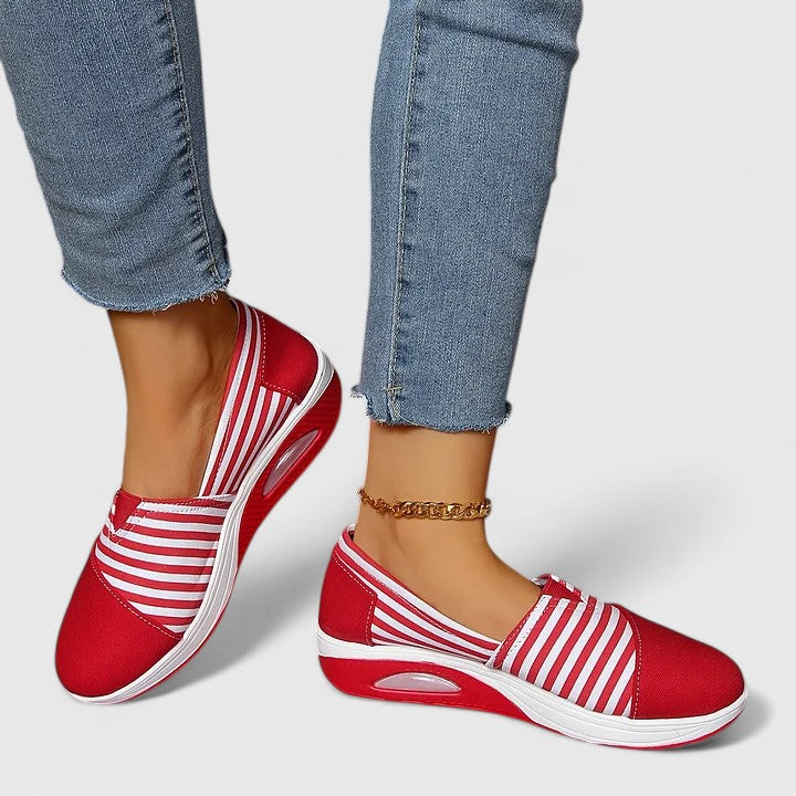 Julia - Comfortable Everyday Sneakers