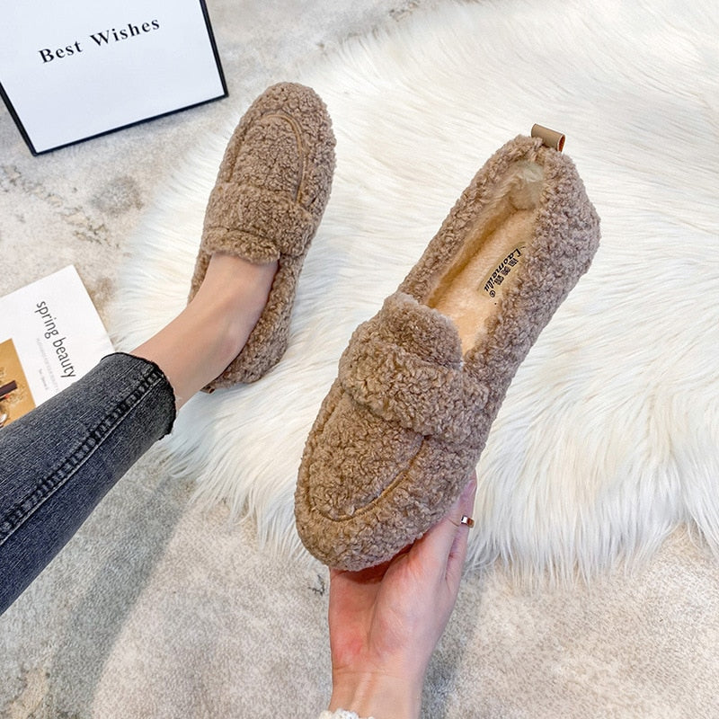 Rosie - Cozy Woolen Slippers
