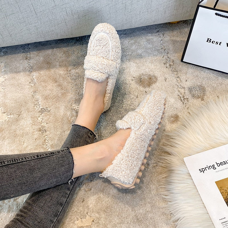 Rosie - Cozy Woolen Slippers