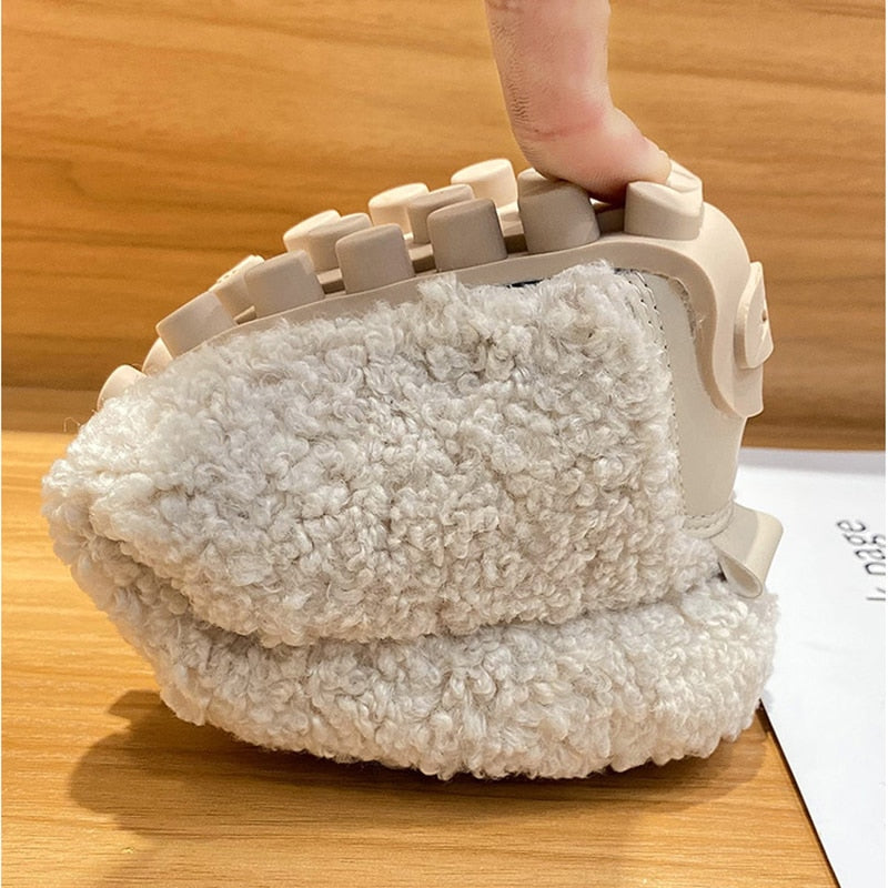 Rosie - Cozy Woolen Slippers