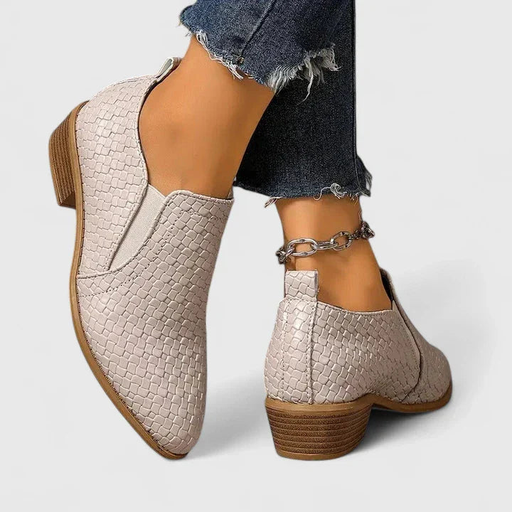 Violeandra - Elegant Orthopedic Shoes