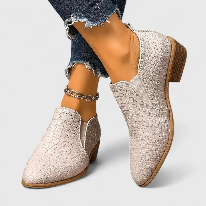 Violeandra - Elegant Orthopedic Shoes