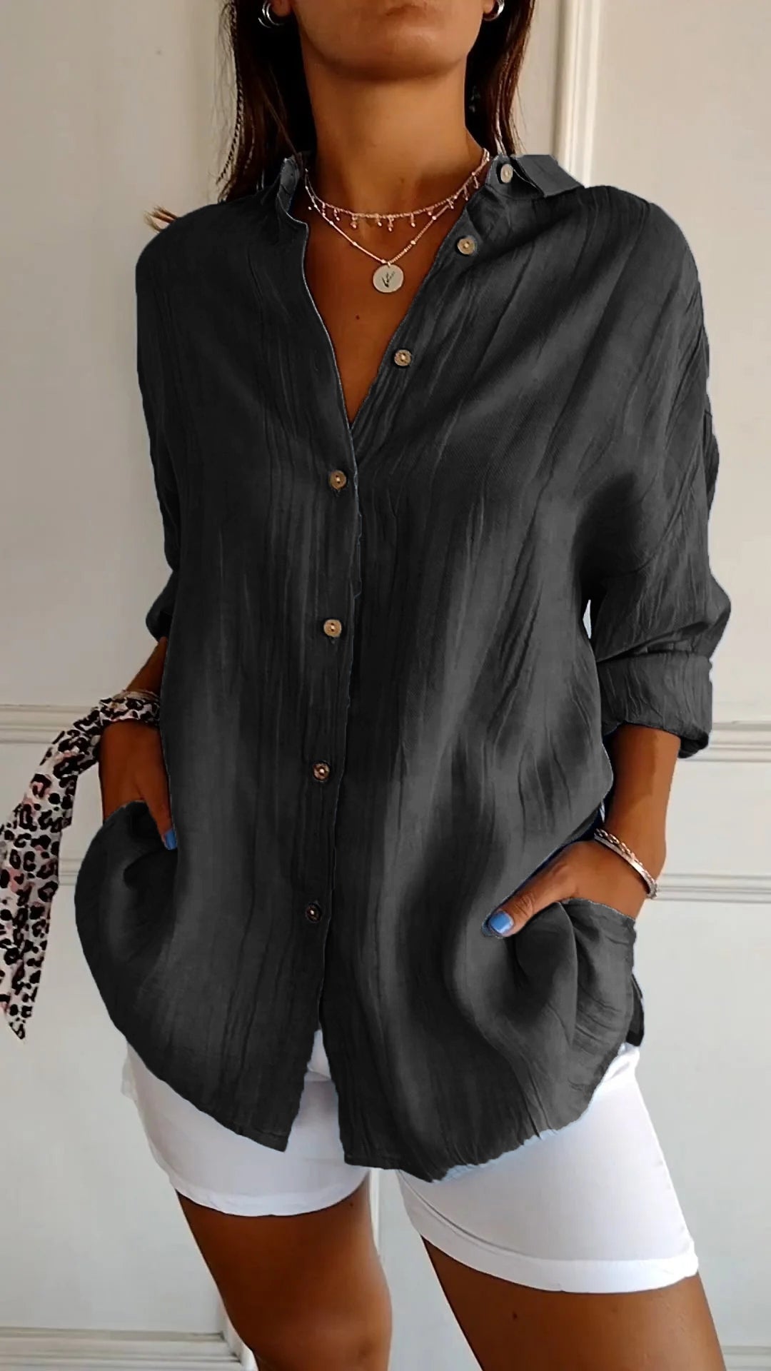 Sasha - Elegant Pleated Blouse
