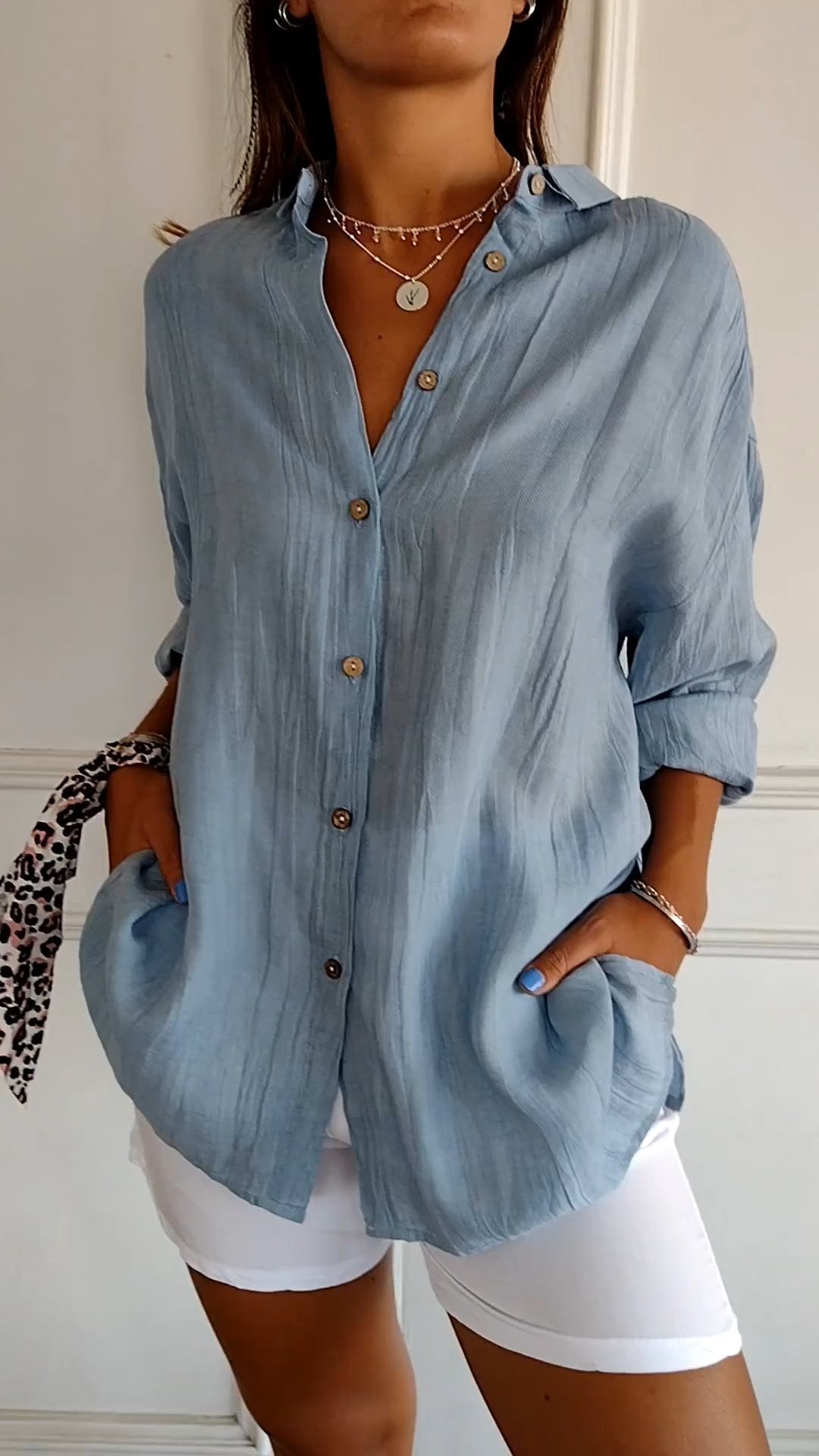 Sasha - Elegant Pleated Blouse