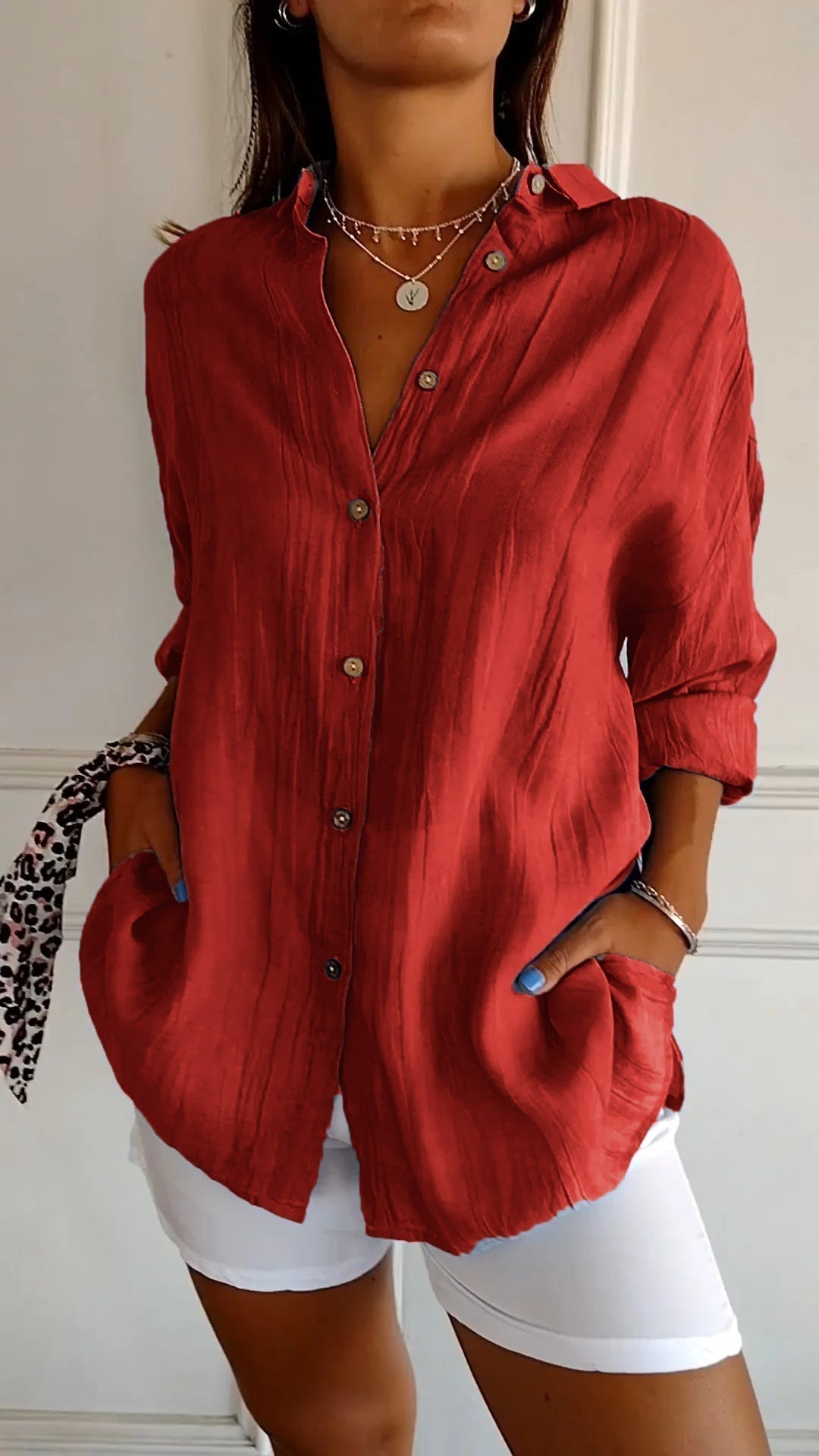 Sasha - Elegant Pleated Blouse