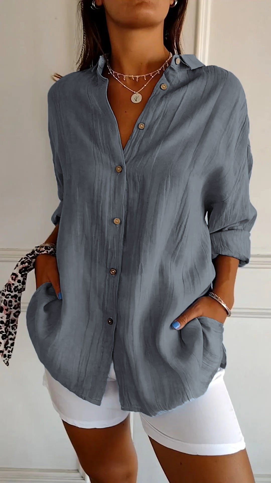 Sasha - Elegant Pleated Blouse