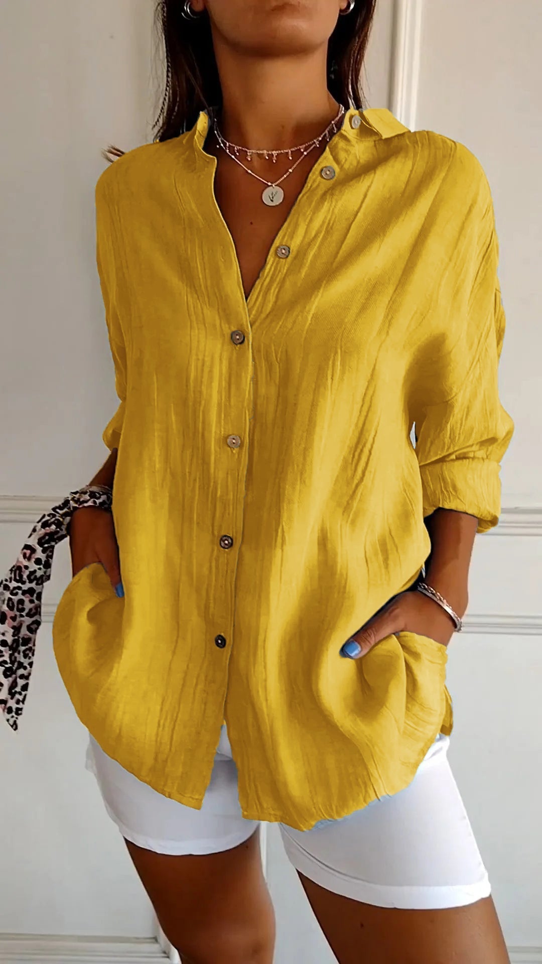 Sasha - Elegant Pleated Blouse